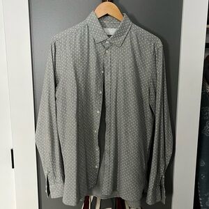 Casual Friday Grey Polka Dot Flannel (L)